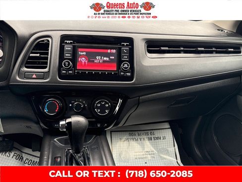 Used 2022 Honda HR-V LX image 14
