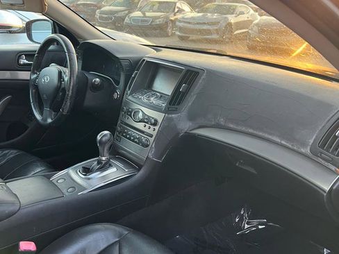 Used 2010 INFINITI G37 Coupe image 4