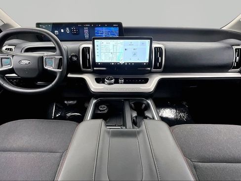 Certified 2025 Ford Expedition Max Active AWD/4WD image 16