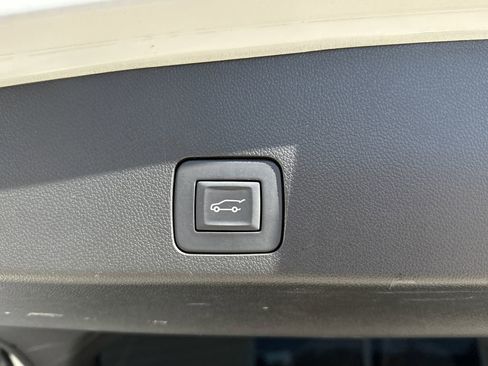 Certified 2023 Buick Encore GX Essence w/ Experience Buick Package image 35