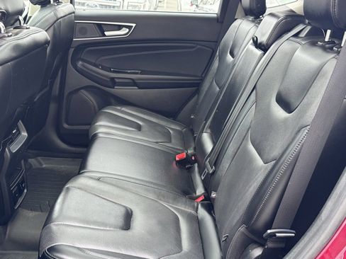 Certified 2019 Ford Edge Titanium w/ Equipment Group 301A image 14