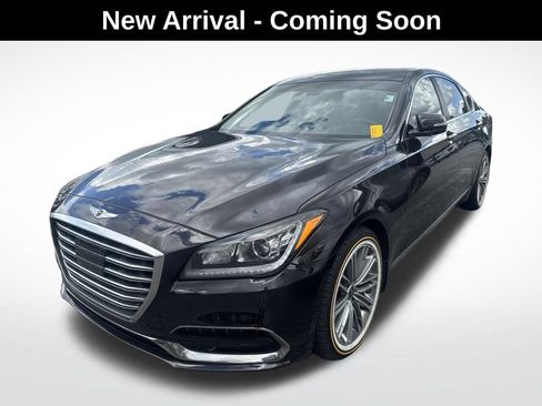 Used 2018 Genesis G80 3.8 RWD image 2
