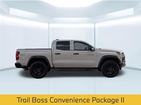 Used 2026 Chevrolet Colorado Trail Boss AWD/4WD image 7