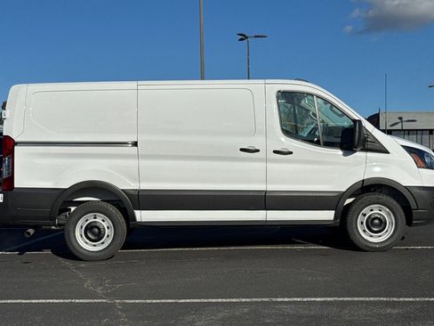 New 2026 Ford Transit 250 Base image 3
