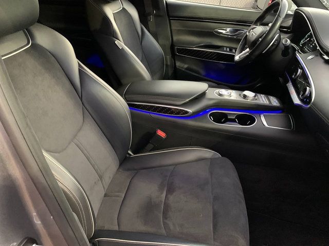 Used 2022 Genesis GV70 3.5T Sport w/ Sport Prestige Package AWD/4WD image 10