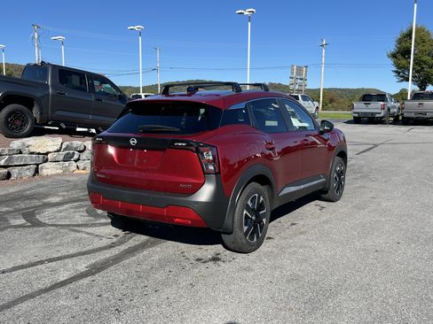 New 2026 Nissan Kicks SV w/ SV Premium Package image 3