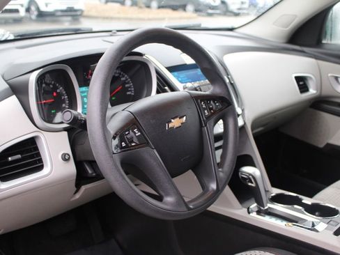 Used 2014 Chevrolet Equinox LS image 16