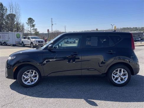 Used 2022 Kia Soul LX w/ Technology Package image 6
