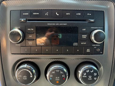 Used 2012 Dodge Challenger R/T RWD image 14