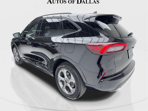 Used 2023 Ford Escape ST-Line image 10