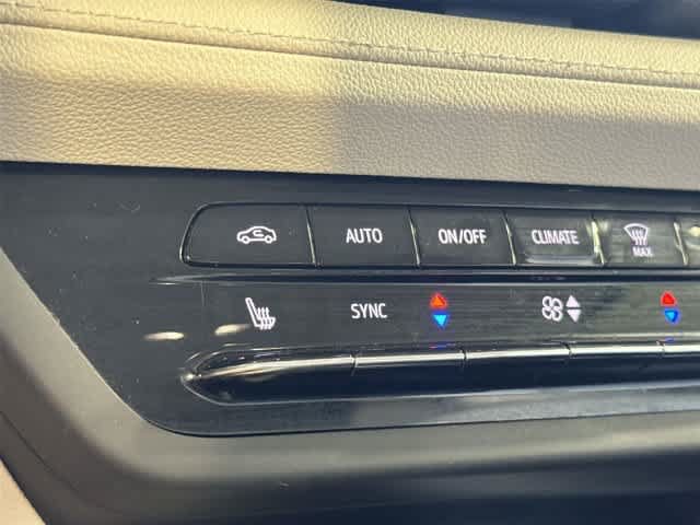 Used 2021 Buick Envision Preferred AWD/4WD image 17