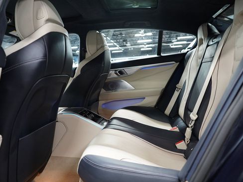 Used 2023 BMW ALPINA B8 xDrive Gran Coupe AWD/4WD image 15