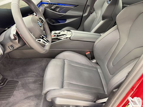 New 2026 BMW M5 w/ Executive Package AWD/4WD image 5