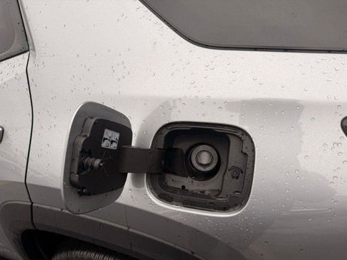 New 2026 Chevrolet Equinox RS w/ Convenience Package III AWD/4WD image 23
