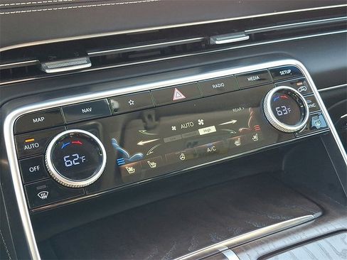 Used 2023 Genesis GV80 3.5T Advanced + image 17