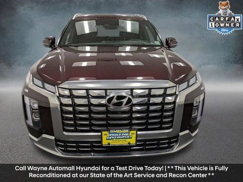 Used 2024 Hyundai Palisade Calligraphy image 2