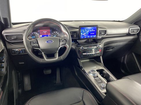 Used 2022 Ford Explorer ST-Line w/ Class IV Trailer Tow Package image 19