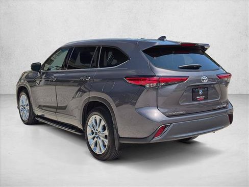 Used 2021 Toyota Highlander Limited AWD/4WD image 8