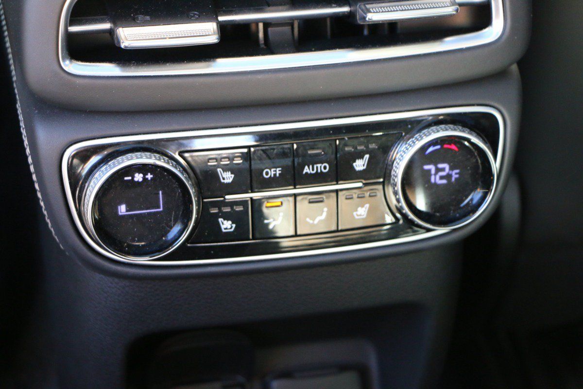 Used 2022 Genesis GV80 3.5T Prestige Signature AWD/4WD image 35