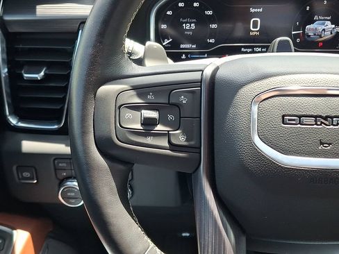 Used 2023 GMC Sierra 1500 Denali Ultimate AWD/4WD image 21