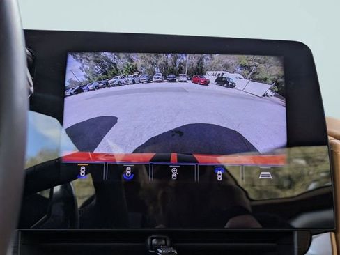 Used 2023 Chevrolet Corvette Stingray Premium Conv w/ Z51 Performance Package image 17