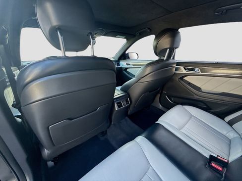Used 2018 Genesis G80 3.3T Sport RWD image 25