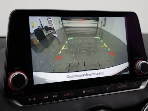 Used 2025 Nissan Sentra SV FWD image 23