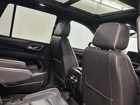Used 2022 GMC Yukon SLT w/ SLT Premium Package AWD/4WD image 35