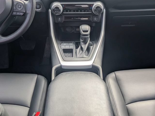 Used 2025 Toyota RAV4 XLE w/ Convenience Package FWD image 20