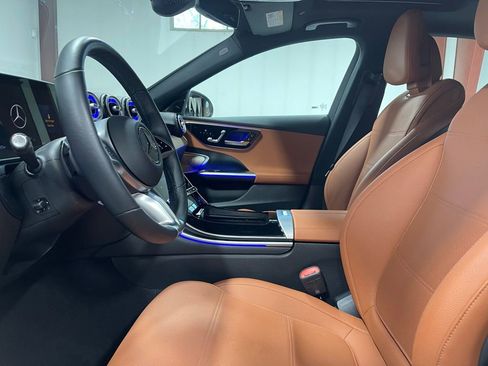 Used 2025 Mercedes-Benz C 300 4MATIC Sedan image 20