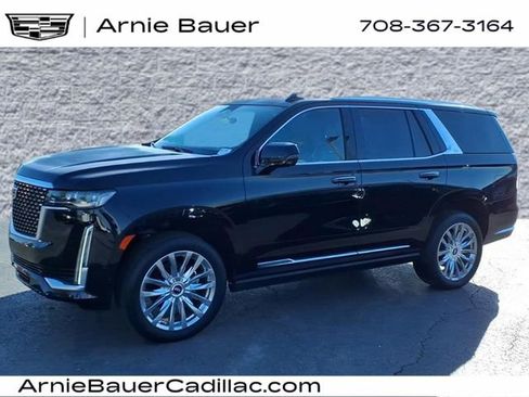 Used 2024 Cadillac Escalade Premium Luxury w/ Performance Package AWD/4WD image 10
