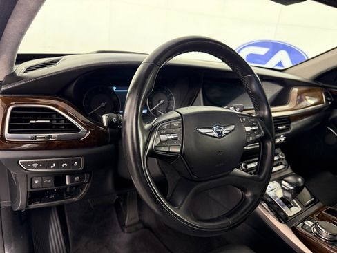 Used 2019 Genesis G90 3.3T Premium image 20