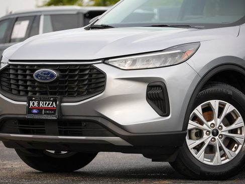 Certified 2023 Ford Escape Active AWD/4WD image 14