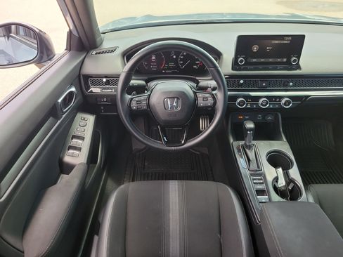 Used 2023 Honda Civic Sport image 16