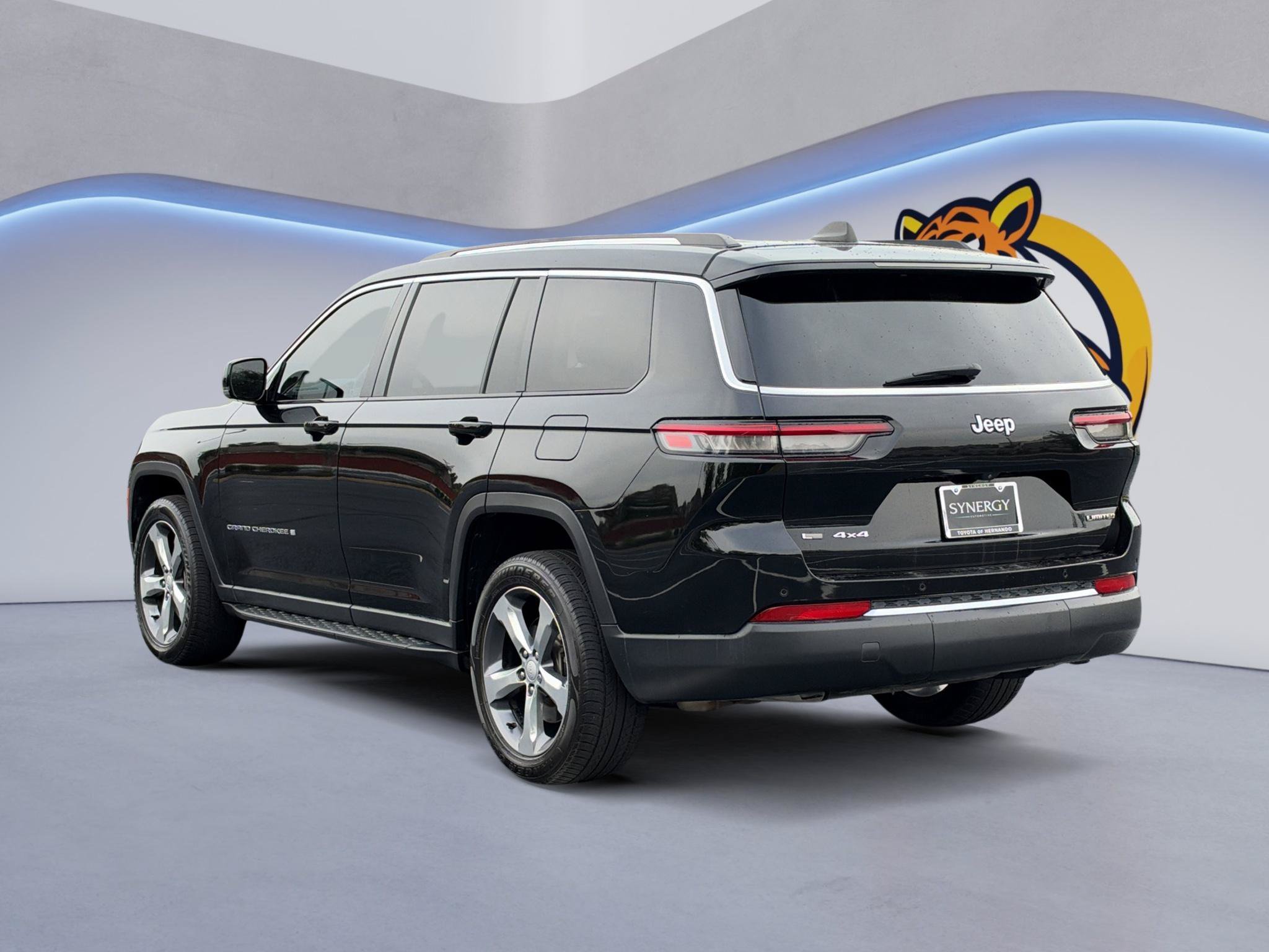 Used 2021 Jeep Grand Cherokee L Limited w/ Trailer Tow Group (B) AWD/4WD image 8