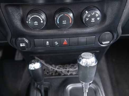 Used 2014 Jeep Wrangler Sport w/ Quick Order Package 24S AWD/4WD image 35