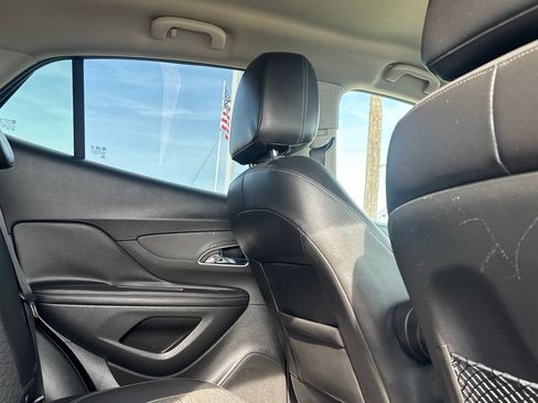 Used 2016 Buick Encore Convenience FWD image 29