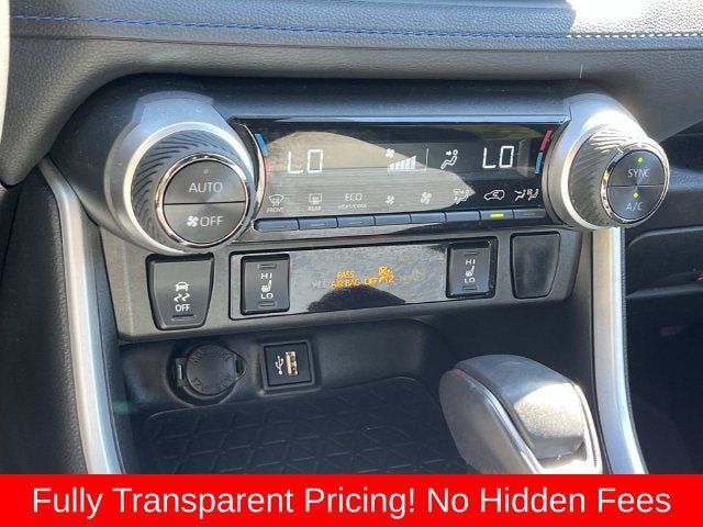 Used 2025 Toyota RAV4 XSE w/ Weather Package AWD/4WD image 31