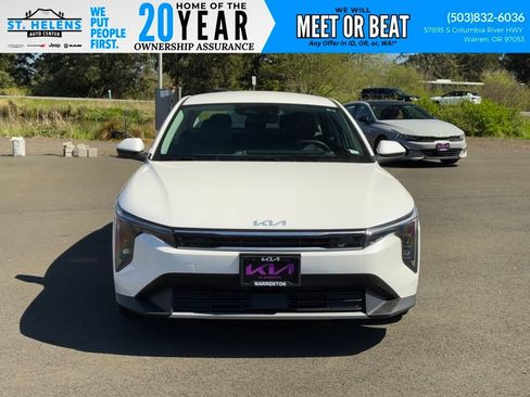 Used 2025 Kia K4 EX image 13