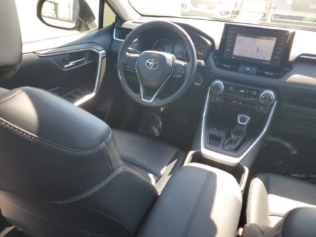 Used 2020 Toyota RAV4 XLE Premium w/ All Weather Liner Package FWD image 12