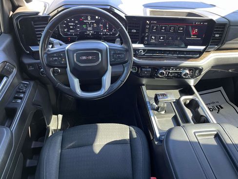 Used 2022 GMC Sierra 1500 Elevation image 13