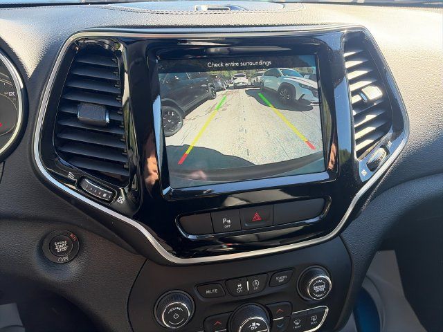 Used 2020 Jeep Cherokee Limited AWD/4WD image 23