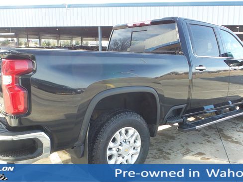 Used 2022 Chevrolet Silverado 2500 LTZ w/ LTZ Convenience Package image 6