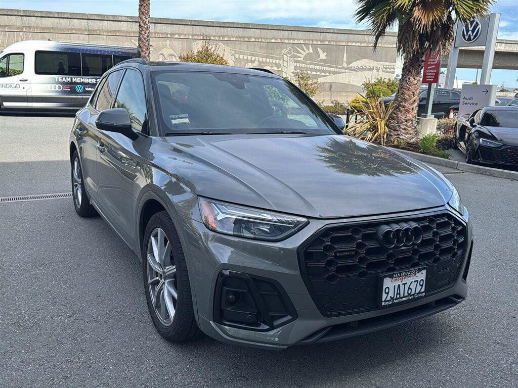 Used 2023 Audi Q5 e Premium Plus w/ Premium Plus Package AWD/4WD image 4