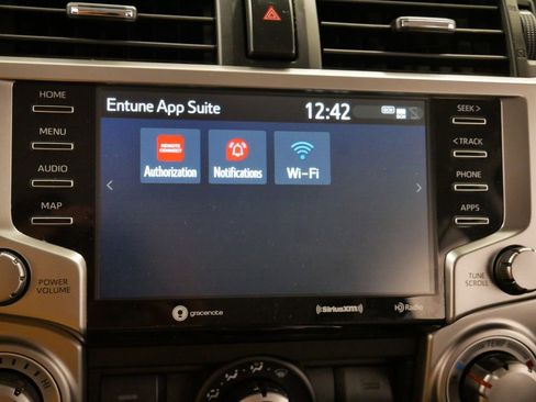 Used 2020 Toyota 4Runner SR5 Premium image 33