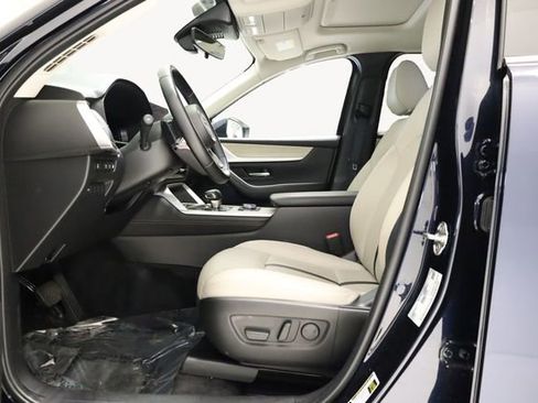 Used 2025 MAZDA CX-90 Plug-In Hybrid w/ Preferred AWD/4WD image 13