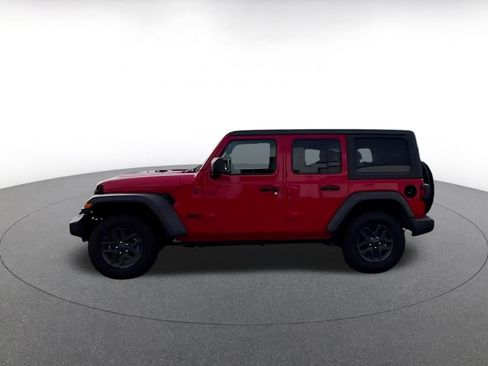 Used 2025 Jeep Wrangler Sport S image 4