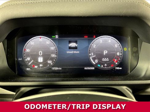 Used 2025 Land Rover Defender 110 S AWD/4WD image 12