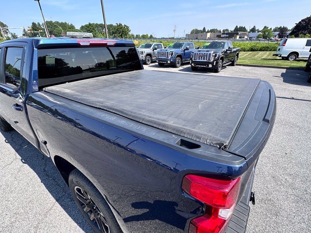 Used 2022 Chevrolet Silverado 1500 RST w/ Z71 Off-Road Package AWD/4WD image 40