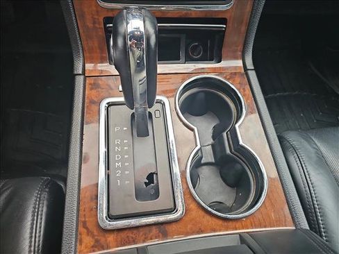 Used 2015 Lincoln Navigator 2WD image 22